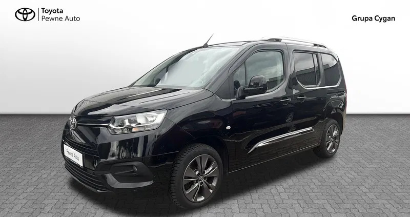 toyota proace city verso ostrowiec świętokrzyski Toyota Proace City Verso cena 98800 przebieg: 119776, rok produkcji 2020 z Ostrowiec Świętokrzyski